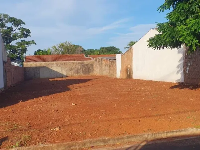Imagem: Lote de 405m² em rua asfaltada no Rita
