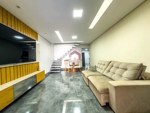 Imagem: QR 502 - CASA - 6 QUARTOS - 2 SUÍTES