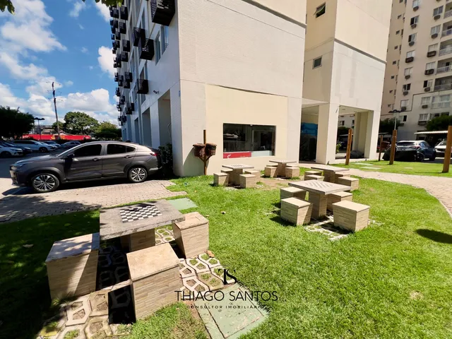 Imagem 3: Vendo Apartamento no Vita Residence - 2 Quartos - Reformado - Closet - Andar Alto
