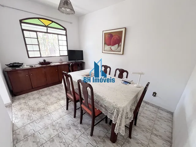 Imagem 5: Casa Colo 2 Quartos com Suíte e 4 Vagas de Garagens no Bairro Castelo - Belo Horizonte/Mg