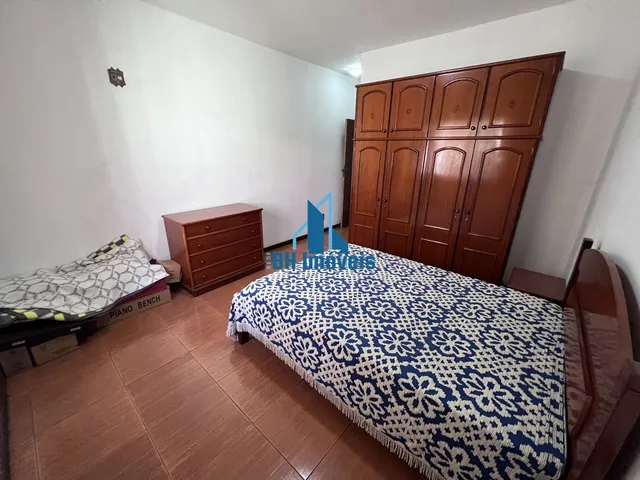 Imagem 3: Casa Colo 2 Quartos com Suíte e 4 Vagas de Garagens no Bairro Castelo - Belo Horizonte/Mg