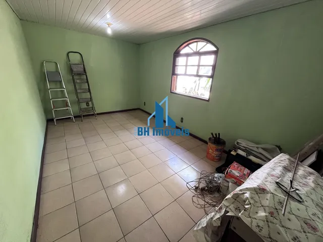Imagem 15: Casa Colo 2 Quartos com Suíte e 4 Vagas de Garagens no Bairro Castelo - Belo Horizonte/Mg