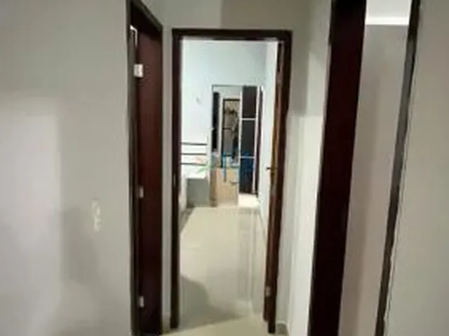 Imagem 10: Casa À Venda no Caminho do Sol com Piscina, 2 Suítes e Energia Solar