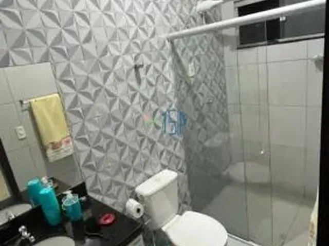 Imagem 9: Casa À Venda no Caminho do Sol com Piscina, 2 Suítes e Energia Solar