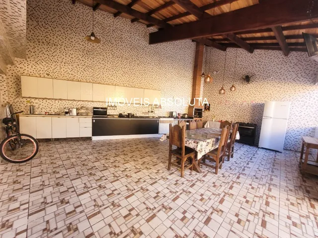 Imagem 16: Casa Mobiliada com 5 Dormitórios À Venda a 50 Metros da Praia em Itanhaém/Campos Elíseos
