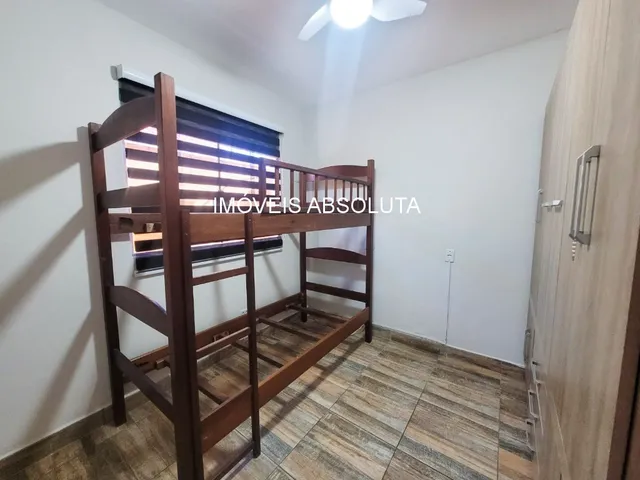 Imagem 3: Casa Mobiliada com 5 Dormitórios À Venda a 50 Metros da Praia em Itanhaém/Campos Elíseos
