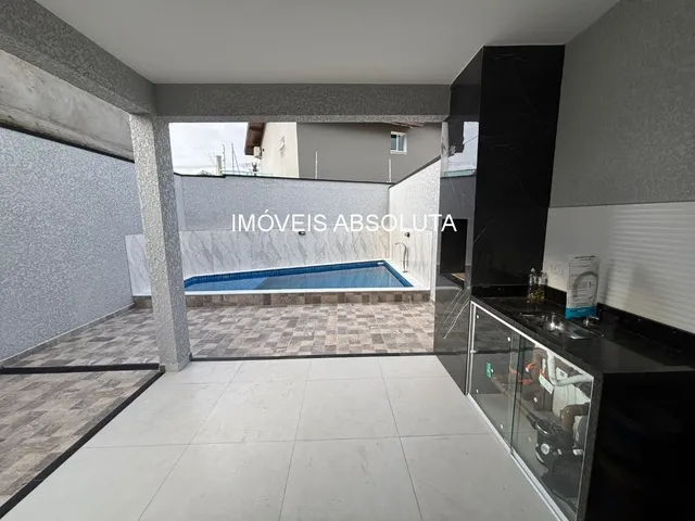 Imagem: Sobrado Novo com Piscina no Centro de Itanhaém