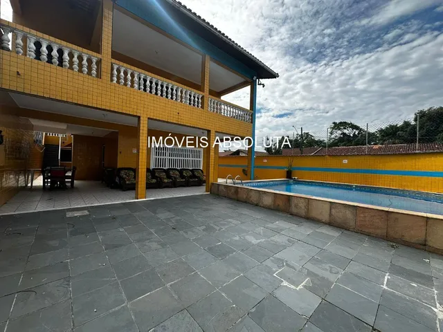 Imagem: Sobrado 6 Dormitórios com Piscina - 300