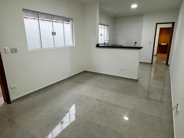 Imagem 3: Casa Nova com Piscina