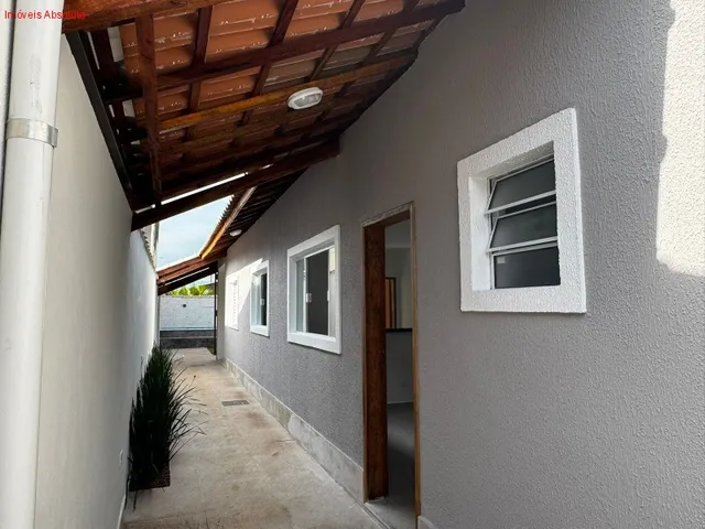 Imagem 7: Casa Nova com Piscina