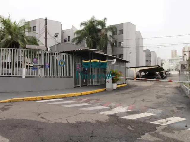 Imagem: O apartamento possui 2 Dormitórios, 1 Banheiro, 1 Vaga na