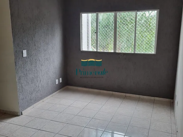 Imagem: O apartamento possui 2 Dormitórios, 1 Banheiro, 1 Vaga na