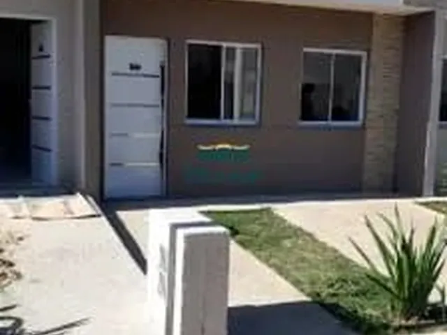 Imagem: A casa possui 2 Dormitórios, 2 Banheiros, 2 Vagas na