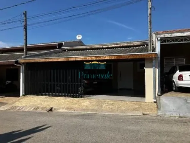 Imagem: A casa possui 2 Dormitórios, 1 Suíte, 1 Banheiro, 2 Vagas