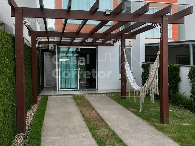Imagem: Casa à venda no bairro Limeira Baixa