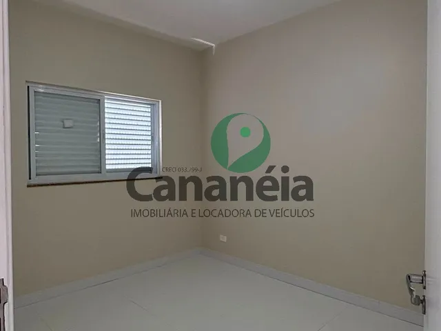 Imagem 9: Sobrado Novo com 3 Dormitórios Disponível para Locação Fixa na Chácara Renascença - Cananéia / Sp