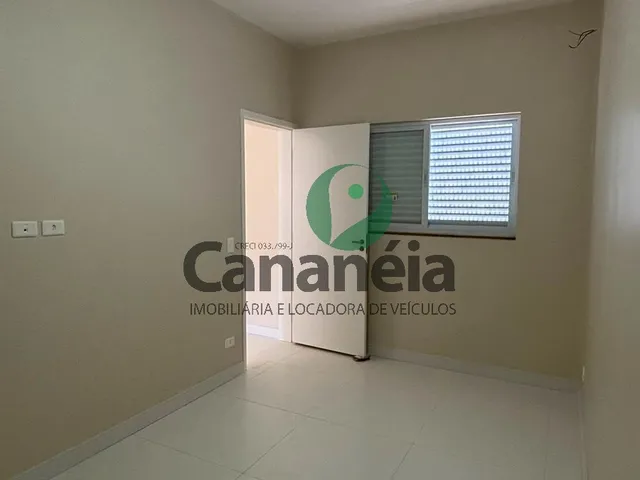 Imagem 14: Sobrado Novo com 3 Dormitórios Disponível para Locação Fixa na Chácara Renascença - Cananéia / Sp