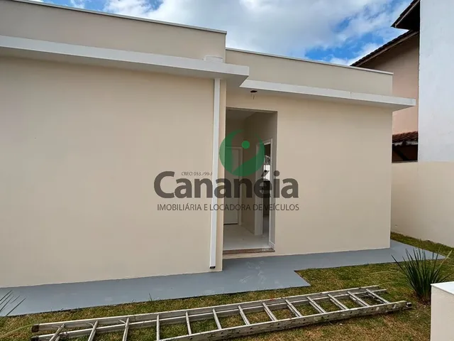 Imagem 7: Sobrado Novo com 3 Dormitórios Disponível para Locação Fixa na Chácara Renascença - Cananéia / Sp