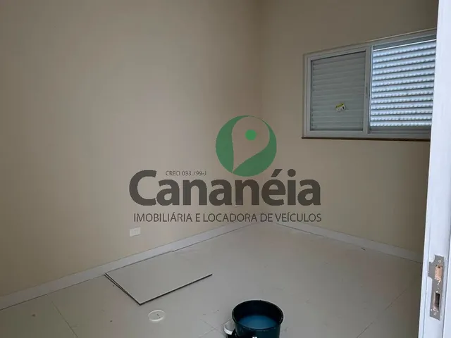 Imagem 5: Sobrado Novo com 3 Dormitórios Disponível para Locação Fixa na Chácara Renascença - Cananéia / Sp
