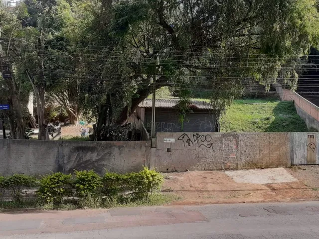 Imagem 6: Terreno no Pilarzinho. 1600 M2. Faz 9 Sobrados! R$ 1.700.000
