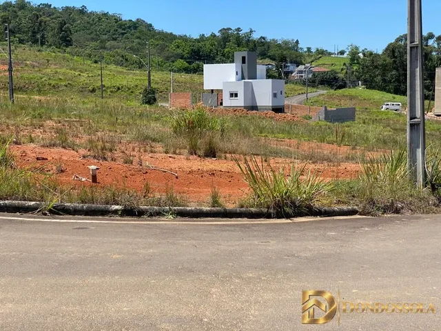 Imagem 2: Loteamento Parque dos Ipês. Terreno Lotes, Esquina, Pronto para Construir. À Venda no Bairro Mina do Mato - Criciúma/Sc