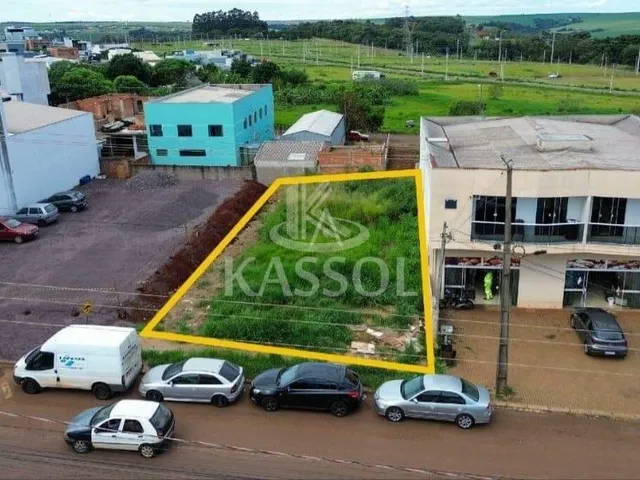 Imagem: Terreno com 450M2 Rua Rio da Paz 1885 Loteamento