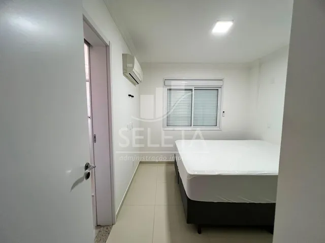 Imagem 12: Apartamento Semimobiliado com Suíte, Closet e Sacada Gourmet no Ed. Balbina no Centro de Cascavel!