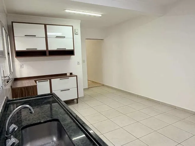 Imagem 7: Casa para alugar em Guarulhos, Vila Augusta, com 3 quartos, 250m²