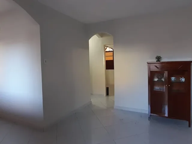 Imagem 8: Casa à venda em Vitória da Conquista-BA, bairro Candeias, 3 quartos, 1 suíte, 225m²