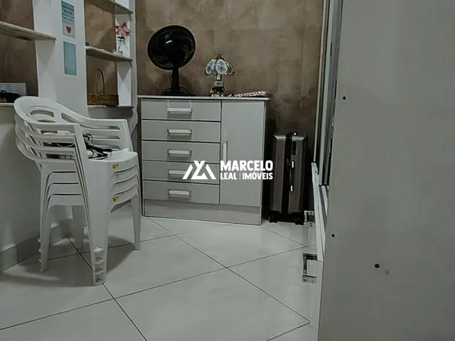 Imagem 4: Vendo casa 3 quartos sendo 1 suíte com armários planejados, 3 salas, cozinha com