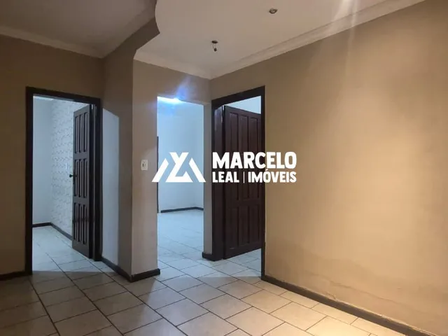 Imagem 9: VENDO CASA GRANDE COM PREÇO PEQUENO NO BAIRRO IBIRAPUERA - GARÁGEM PRA 03 CARROS