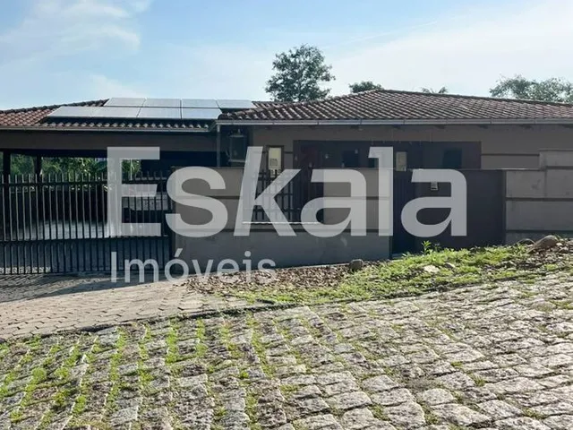 Imagem: Casa Com 04 Quartos, Sendo 01 Suíte Com