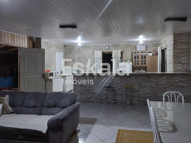 Imagem 2: Casa Com 02 Quartos e 360m² De Área De Terreno