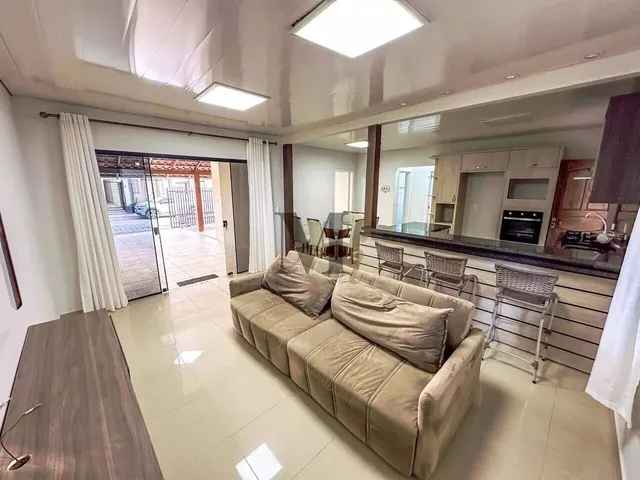 Imagem 8: Casa Completamente Reformada no Itacolomi