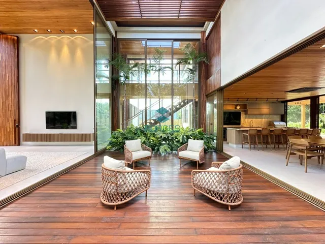 Imagem 2: Casa à venda com 700m² e 7 suítes no Praia Bella, Praia do Forte