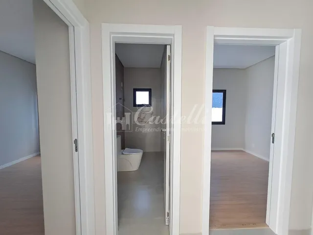 Imagem 7: Casa para À Venda, no Bairro Contorno, em Ponta Grossa - Pr