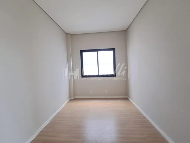 Imagem 9: Casa para À Venda, no Bairro Contorno, em Ponta Grossa - Pr