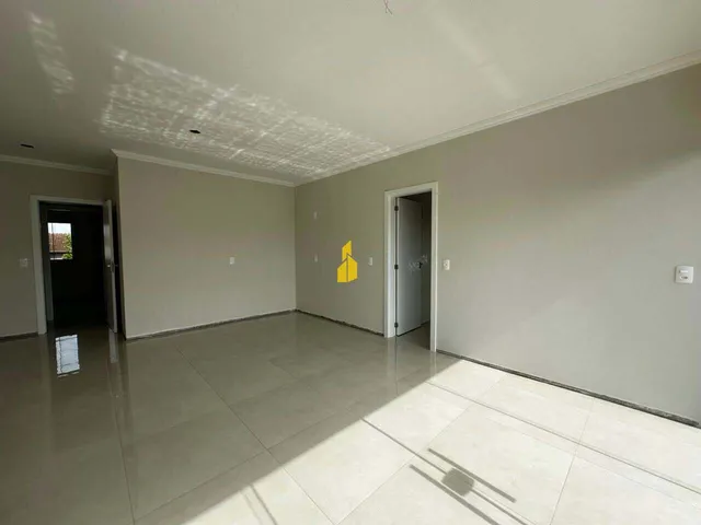 Imagem 8: Sobrado com piscina à venda no Bairro Quintino em Timbó