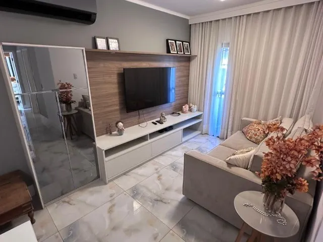 Imagem: O apartamento possui 2 Dormitórios, 1 Suíte, 3 Banheiros,