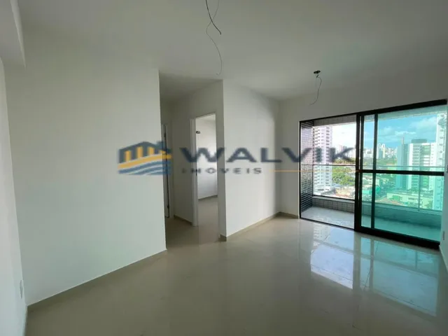 Imagem: O apartamento possui 2 Dormitórios, 1 Suíte, 2 Banheiros,