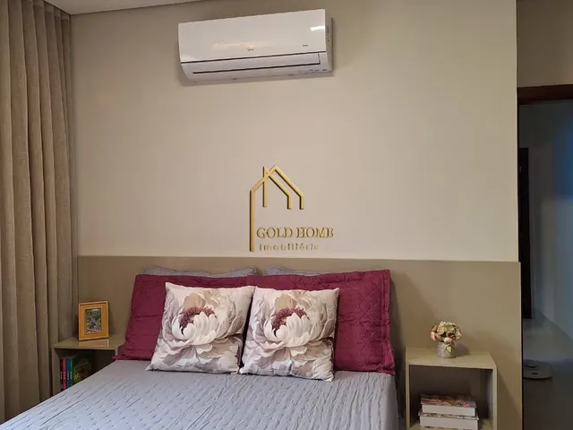 Imagem 3: Casa de Alto Padrão À Venda | 250M² de Terreno