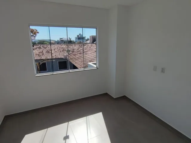 Imagem 2: Sobrado à venda no bairro Meia Praia - Navegantes/SC