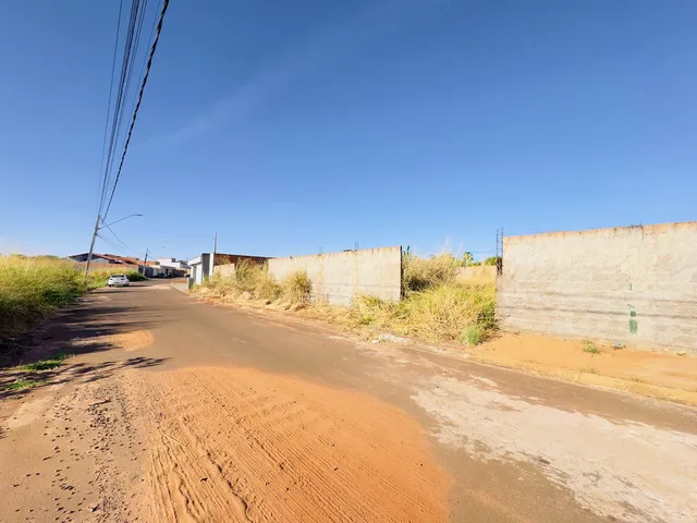 Imagem: Terreno em Residencial Drummond, Ituiutaba/MG