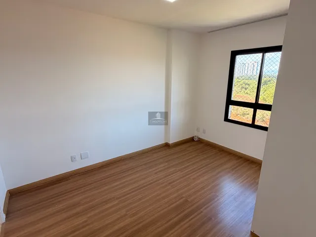 Imagem 10: Aluguel de Apartamento de Luxo em Salvador: 2 Quartos, 1 Suíte, 84m², Infraestrutura