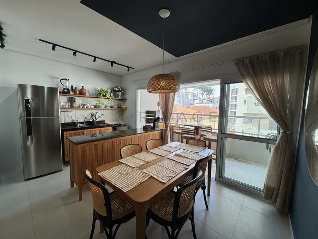Imagem 4: Apartamento à Venda no Itaguá em Ubatuba com 2 Quartos, Sacada Gourmet e Piscina