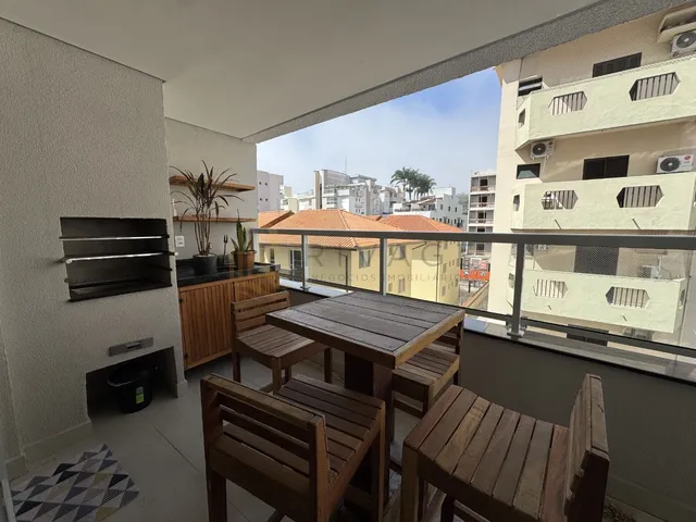 Imagem 11: Apartamento à Venda no Itaguá em Ubatuba com 2 Quartos, Sacada Gourmet e Piscina