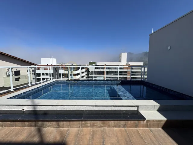 Imagem 3: Apartamento à Venda no Itaguá em Ubatuba com 2 Quartos, Sacada Gourmet e Piscina