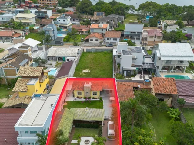 Imagem: Casa à Venda na Praia Grande em Penha SC