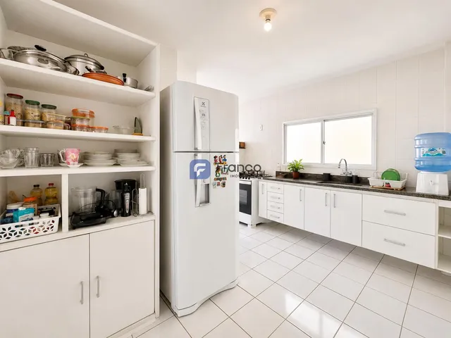 Imagem 6: Apartamento Mobiliado com Vista para o Mar no Centro de Guarapari, 2 Quartos, 2 Vagas
