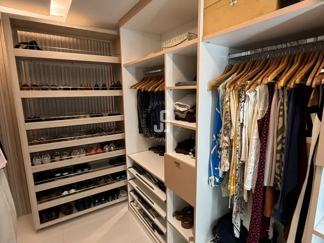 Imagem 3: Apartamento 3 suítes à venda em Alphaville I, 143m², nascente e 2 vagas